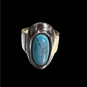 925 Vintage Silver and Oval Turquoise Stone Ring, size 7.5